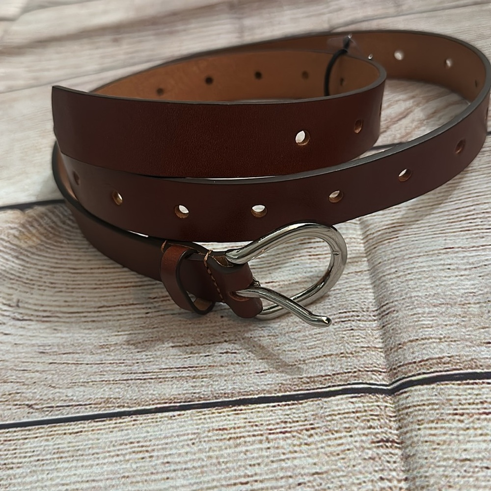Women's Slim Leather Belt in Brown with Polished Silver Buckle - Picture 4 of 4